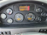 2013 Peterbilt 337