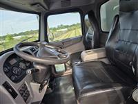 2016 Peterbilt 337
