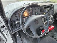 2016 Freightliner M2