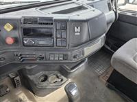 2000 Volvo VNM64T