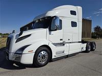 2020 Volvo VNL760