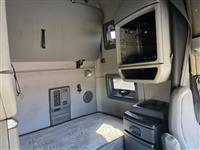 2020 Volvo VNL760