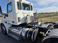 2017 Peterbilt 579