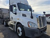 2016 Freightliner Cascadia 113