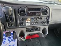 2019 Freightliner M2