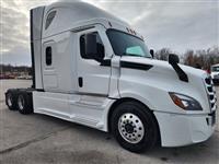 2021 Freightliner Cascadia 126