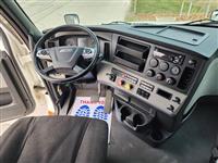 2021 Freightliner Cascadia 126