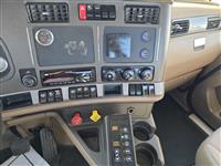 2015 Kenworth T880