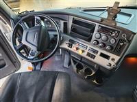 2021 Freightliner Cascadia 126