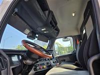 2021 Freightliner Cascadia 116
