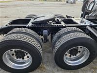 2021 Freightliner Cascadia 126