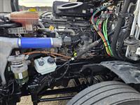 2021 Freightliner Cascadia 126