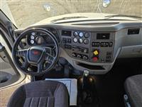 2017 Peterbilt 579