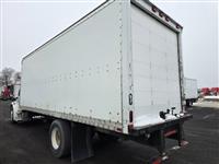 2005 Freightliner M2