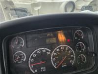 2005 Freightliner M2