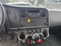 2005 Freightliner M2