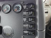 2014 Freightliner Cascadia 113