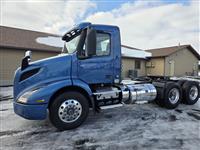 2023 Volvo VNR64T