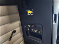 2020 Freightliner Cascadia 126