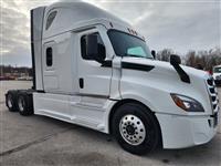 2020 Freightliner Cascadia 126
