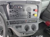 2016 Freightliner Columbia 120