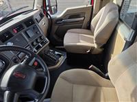2017 Kenworth T880