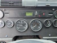 2014 Freightliner Cascadia 125