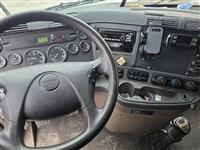 2014 Freightliner Cascadia 125