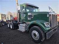 2012 Freightliner Coronado 122 SD
