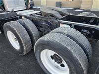 2012 Freightliner Coronado 122 SD