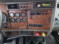 2005 Kenworth T600
