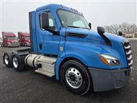 2021 Freightliner Cascadia 126