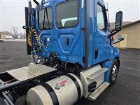 2021 Freightliner Cascadia 126