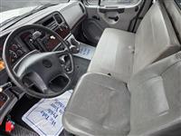 2013 Freightliner M2