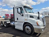 2019 Freightliner Cascadia 113