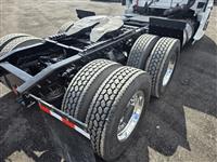 2019 Freightliner Cascadia 113