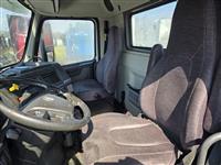 2020 Volvo VNL64T300