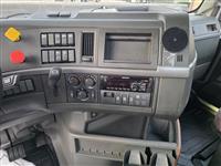 2020 Volvo VNL64T300