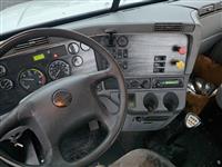 2016 Freightliner Columbia 120