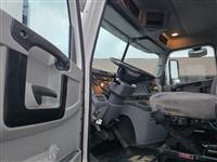 2016 Freightliner Columbia 120