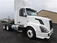2011 Volvo VNL64T