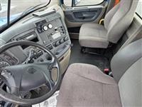 2016 Freightliner Cascadia 125