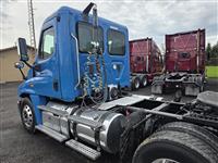 2016 Freightliner Cascadia 125