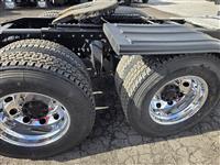 2015 Freightliner Cascadia 113