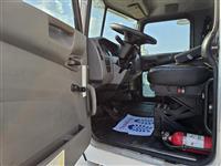 2019 Peterbilt 337
