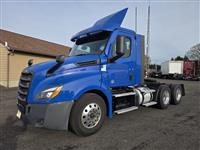 2022 Freightliner Cascadia 126
