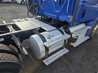 2022 Freightliner Cascadia 126