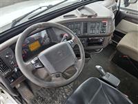 2016 Volvo VNL64T