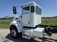 2016 Peterbilt 348