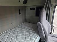 2019 Volvo VNL400